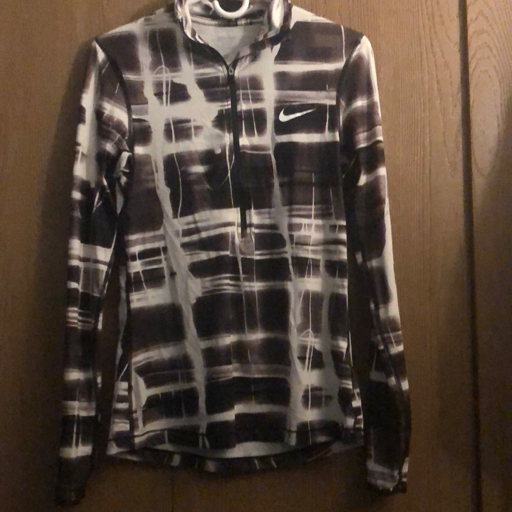Long sleeve nike pro work out shirt